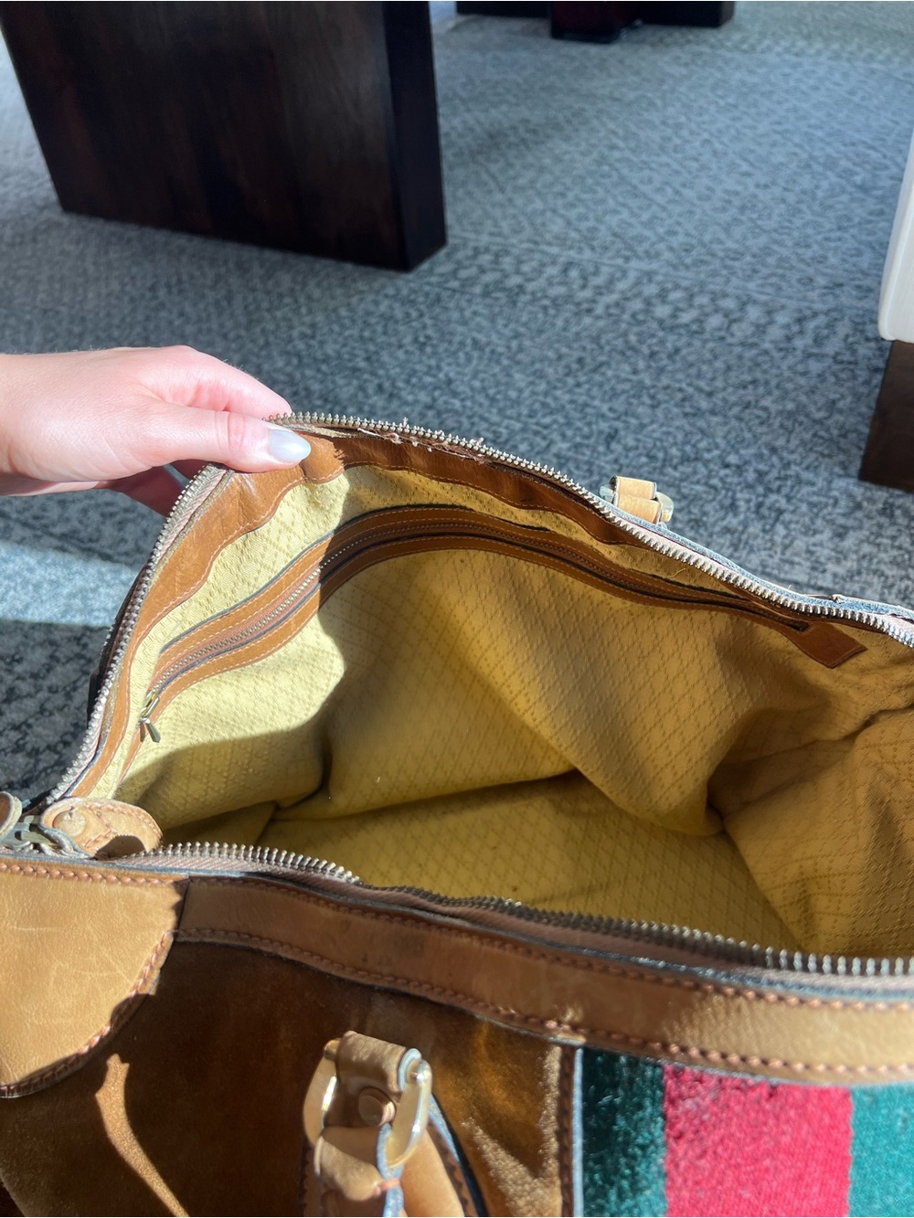 Vintage Gucci Suede Duffle Bag - Picture 4 of 9